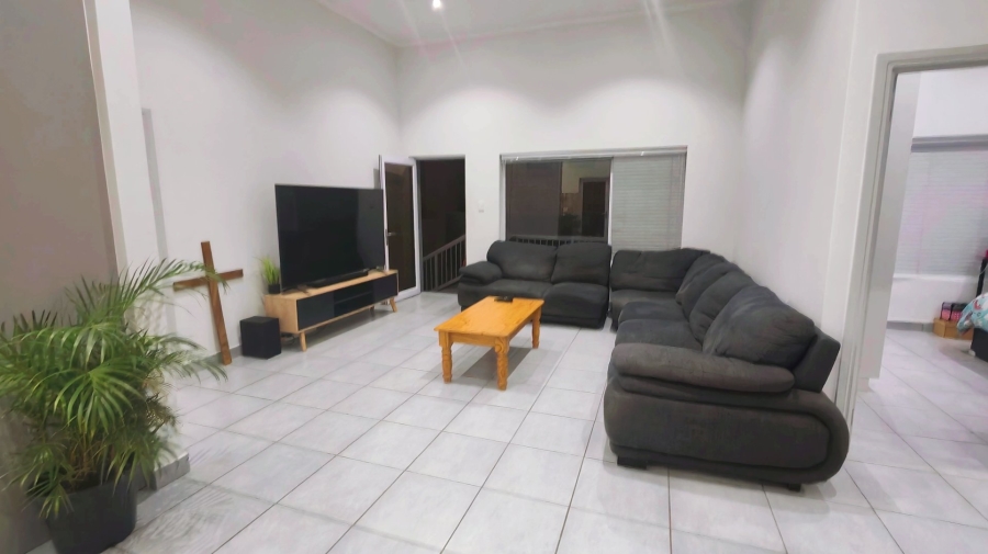 3 Bedroom Property for Sale in Hartenbos Heuwels Western Cape